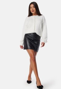 Bubbleroom FABIENNE - Gilet - white