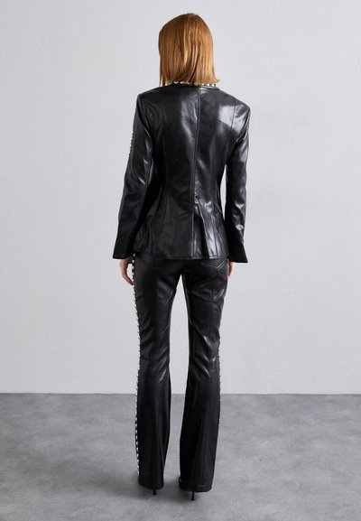 Cinq à Sept STUDDED SHAILENE PANT - Trousers - black