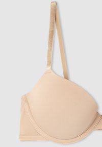 Non selezionato, nude