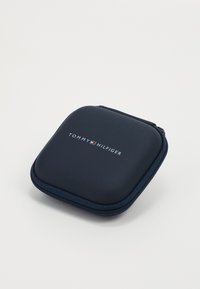 Thumbnail Image 4