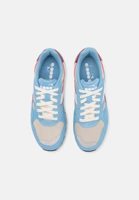 Diadora N902 UNISEX - Trainers - oyster gray/dusk blue