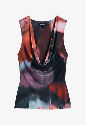 Top sans manches avec un col drapé, arborant un imprimé abstrait coloré dans des nuances de rouge, noir et turquoise sur un tissu lisse.