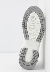 s.Oliver Trainers - white/black