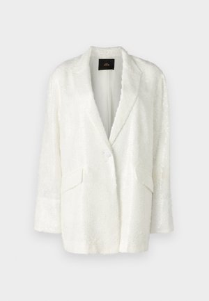 Hvit teksturert blazer med reverskrage, enkel knappelukking og to frontlommer. Stoffet ser ut til å være utsmykket med en subtil glans.