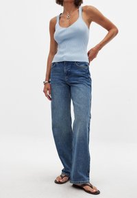Flared jeans - mid blue