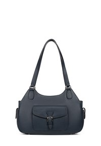 Borsa a tracolla in pelle di colore blu scuro, con una forma curva, una tracolla singola, tasca con pattina anteriore e dettagli in metallo argentato.