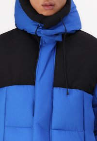 Jack & Jones JCOURBAN PUFFER - Vinterjakker - lapis blue\black