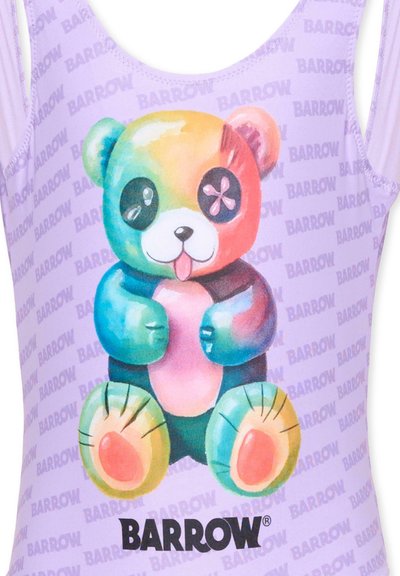 Débardeur violet avec le texte répété « BARROW » et un graphique d'ours en peluche multicolore ayant un œil en forme de fleur et la langue tirée.