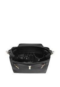 Borsa a tracolla in pelle nera con design strutturato, dotata di hardware dorato, numerosi scomparti interni e portachiavi. Texture liscia.