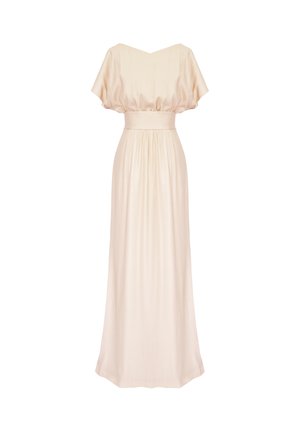 Długa do ziemi suknia z bladego beżowego satyny z szerokim marszczonym pasem, krótkimi luźnymi rękawami i dekoltem w kształcie litery V.