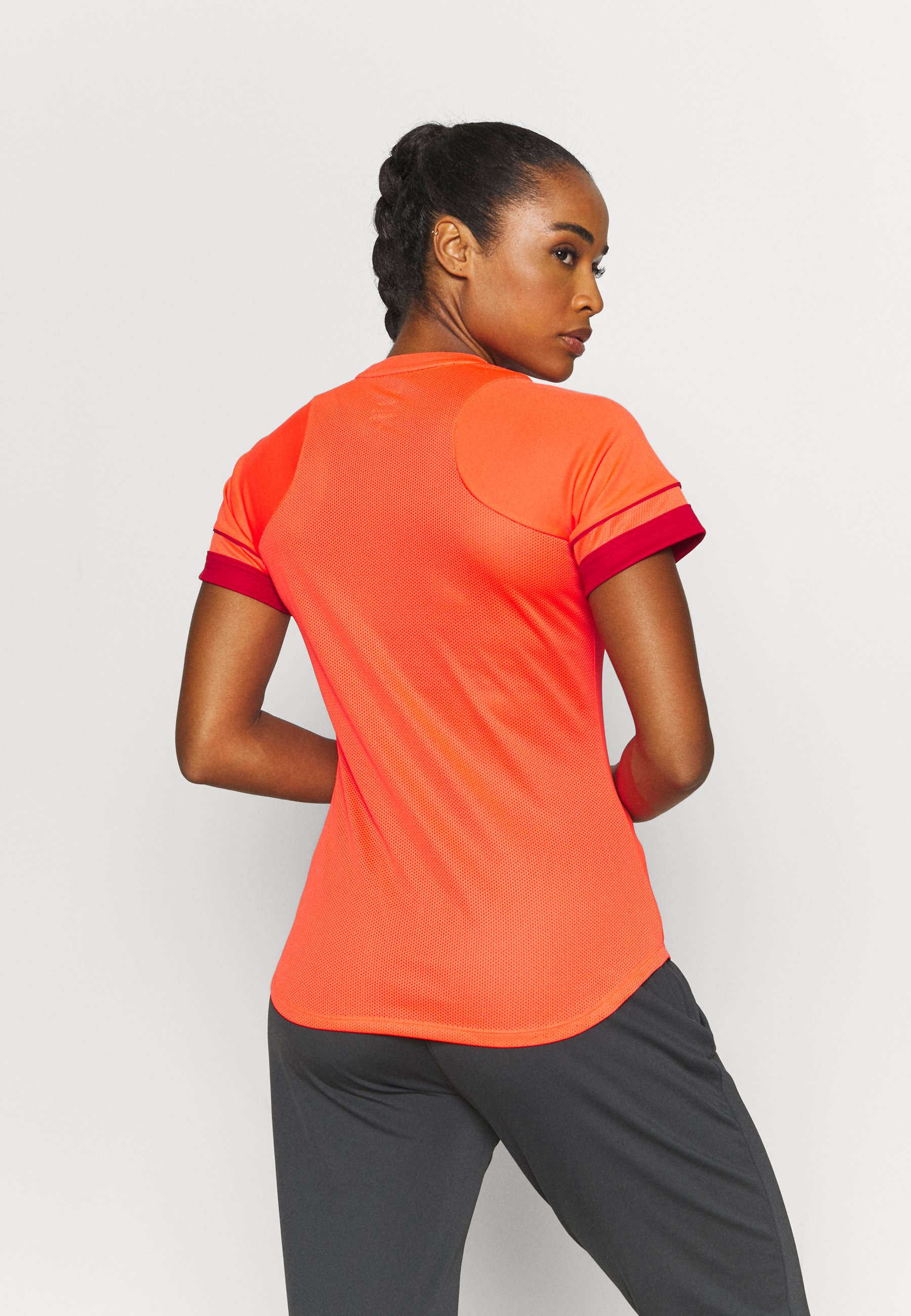 Nike Performance ACADEMY21 - T-shirt 