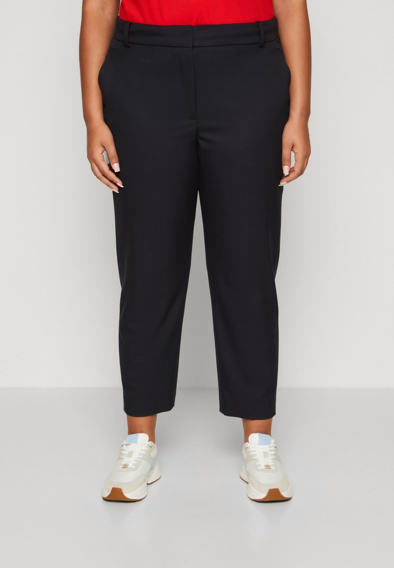Tommy Hilfiger Curve CORE SLIM STRAIGHT - Housut - desert sky