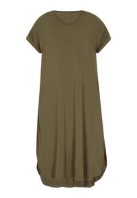 Rochie verde olive realizată dintr-un material moale, având un decolteu în V, mâneci scurte răsucite și o croială lejeră cu fante laterale. Textură netedă.