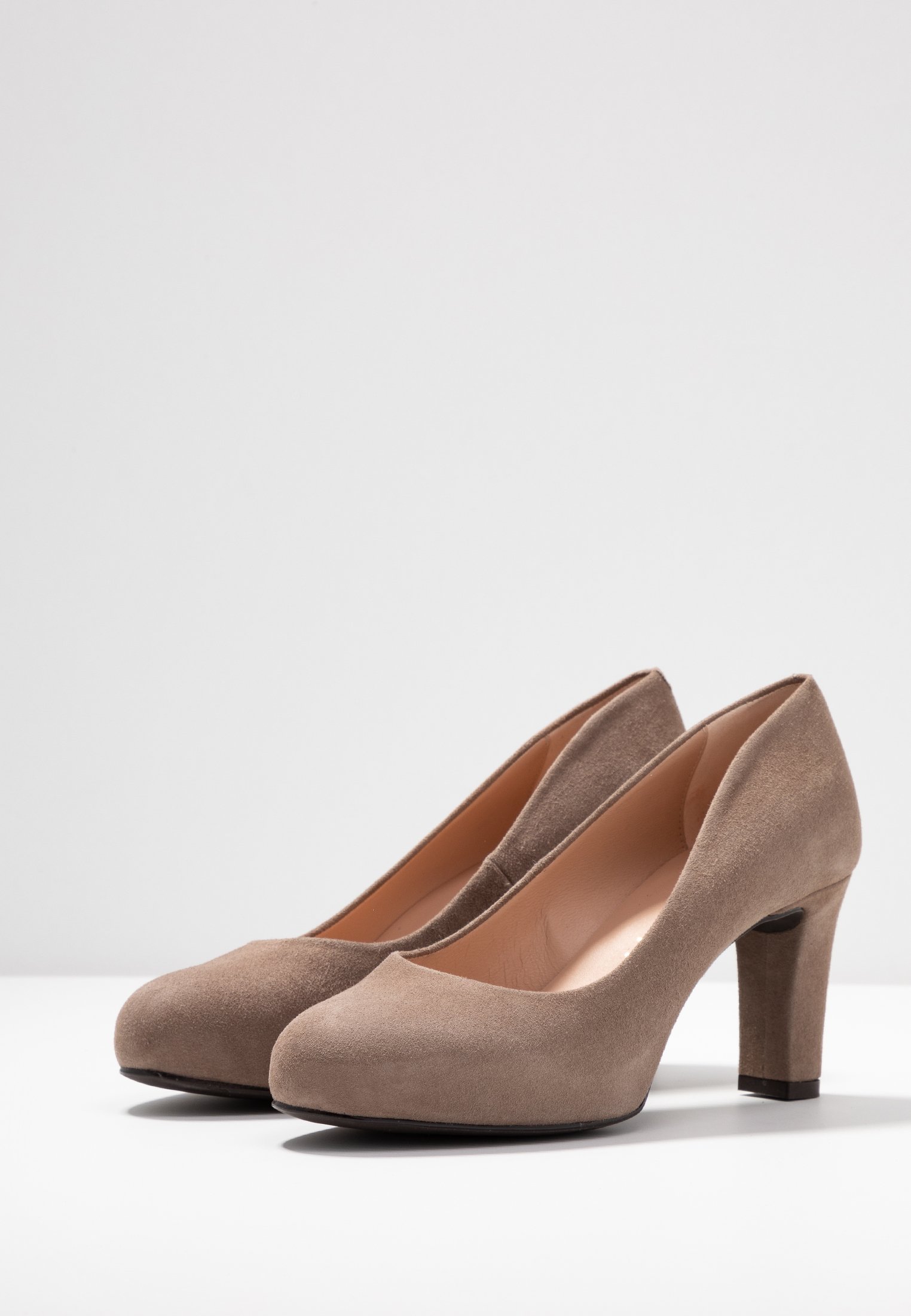 Unisa NUMIS CLASSIC Platåsko taupe Zalando.no Unisa NUMIS CLASSIC Platåsko taupe Zalando.no