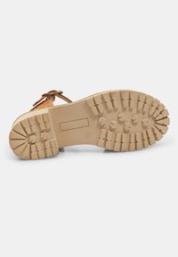 Bata Sandali con plateau - beige