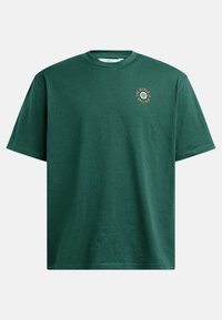 Unselected, rain forest