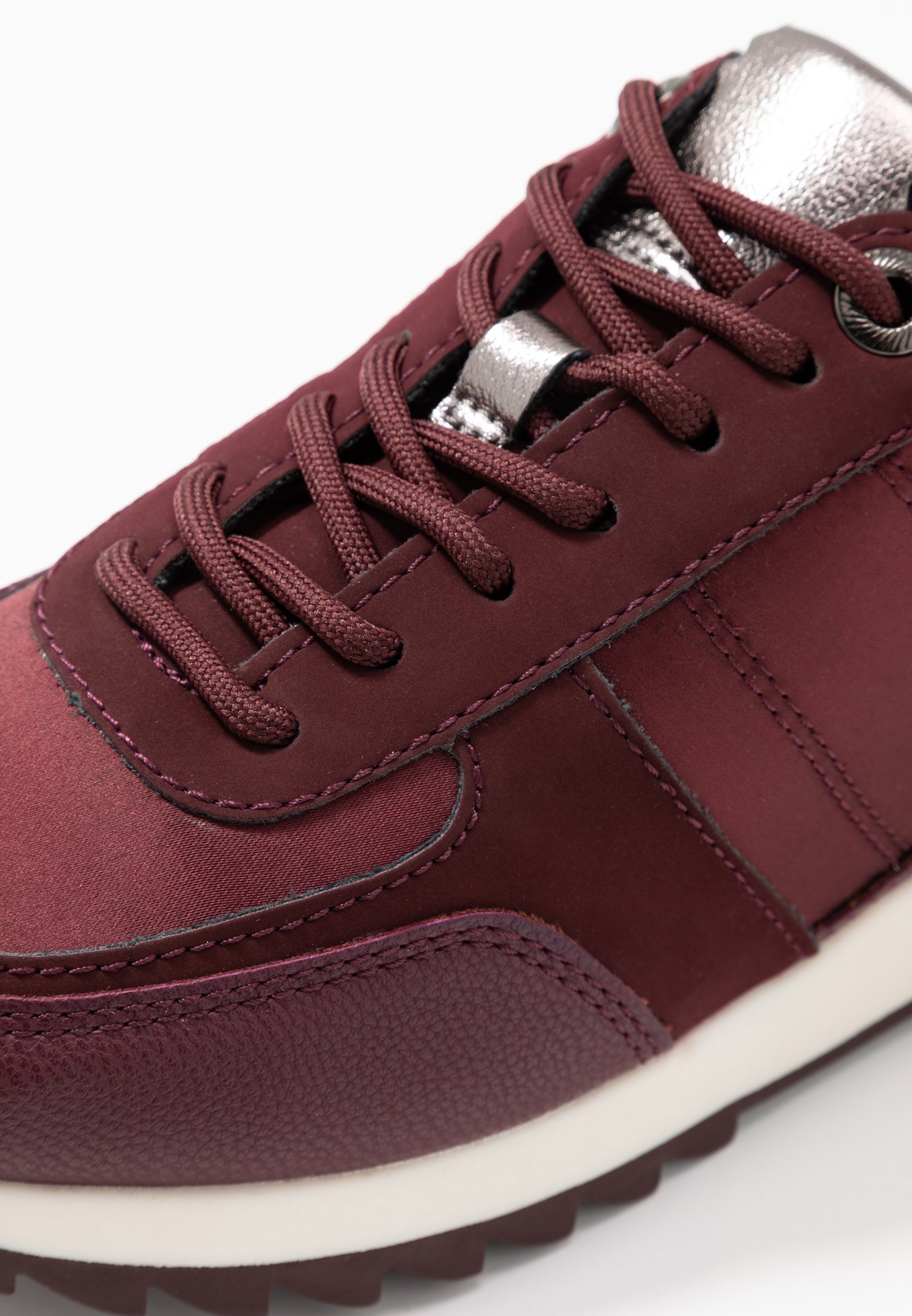 PARFOIS Joggesko bordeauxvinrød Zalando.no PARFOIS Joggesko black Zalando.no
