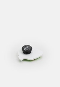 Thumbnail Image 2