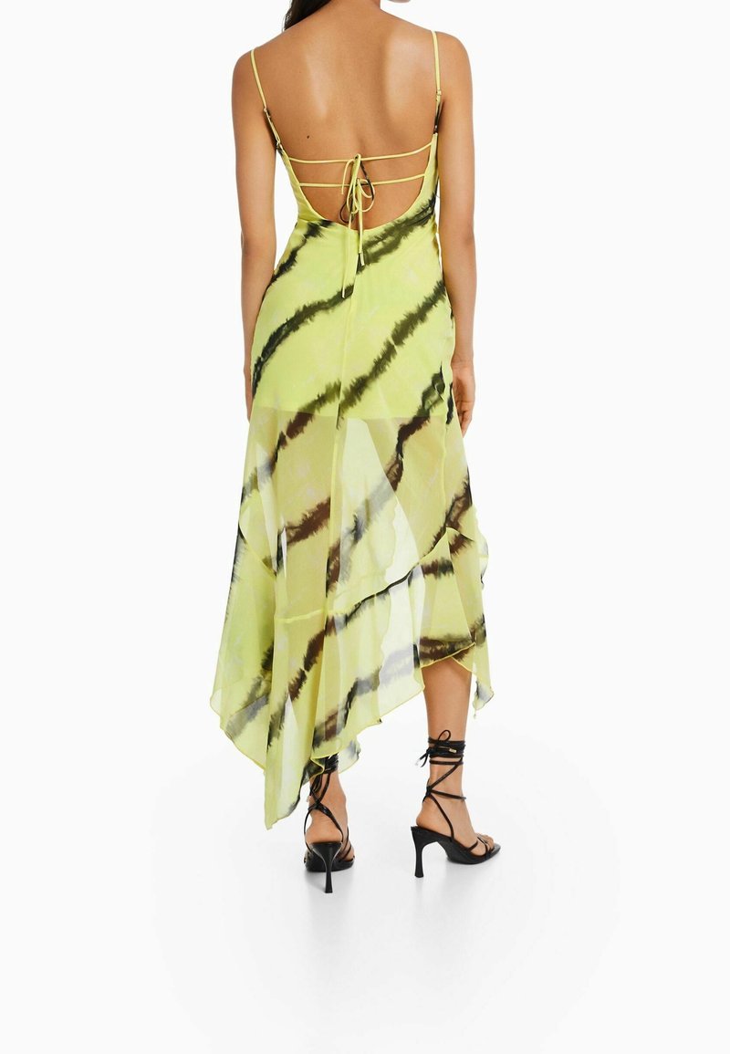 slim fit dress slacks BERSHKA. Green button-down dress. TS – Hibuy market main image 1