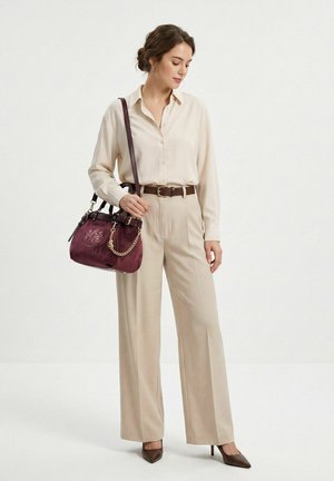 Juicy Couture Plus, JUICY COUTURE PLUS - Borsa a mano - winetasting