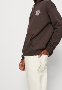 YOURTURN Jersey con capucha - brown