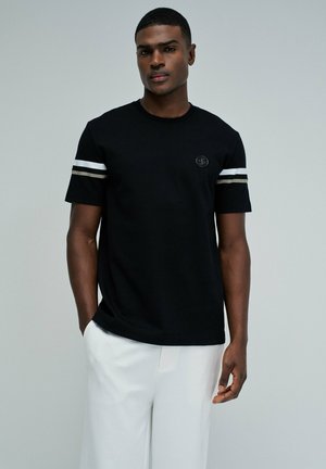 REGULAR - Camiseta estampada - schwarz