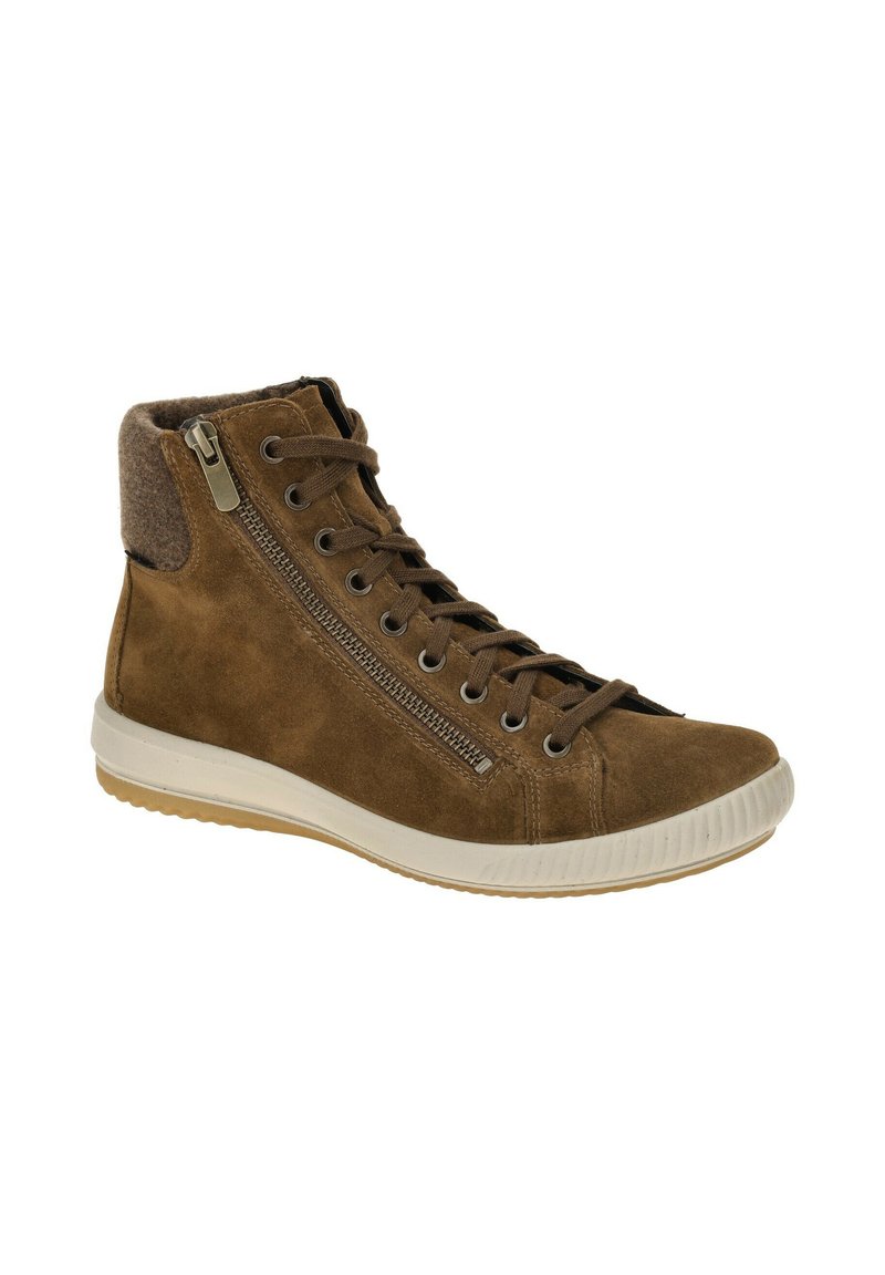 Sneaker alte in camoscio marrone con collare in tessuto testurizzato, dettaglio con cerniera di lato e suola in gomma bianca. I lacci si estendono sulla parte anteriore.