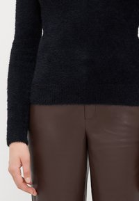 ONLY Tall ONLPETRA POLO BLING - Camisola - black