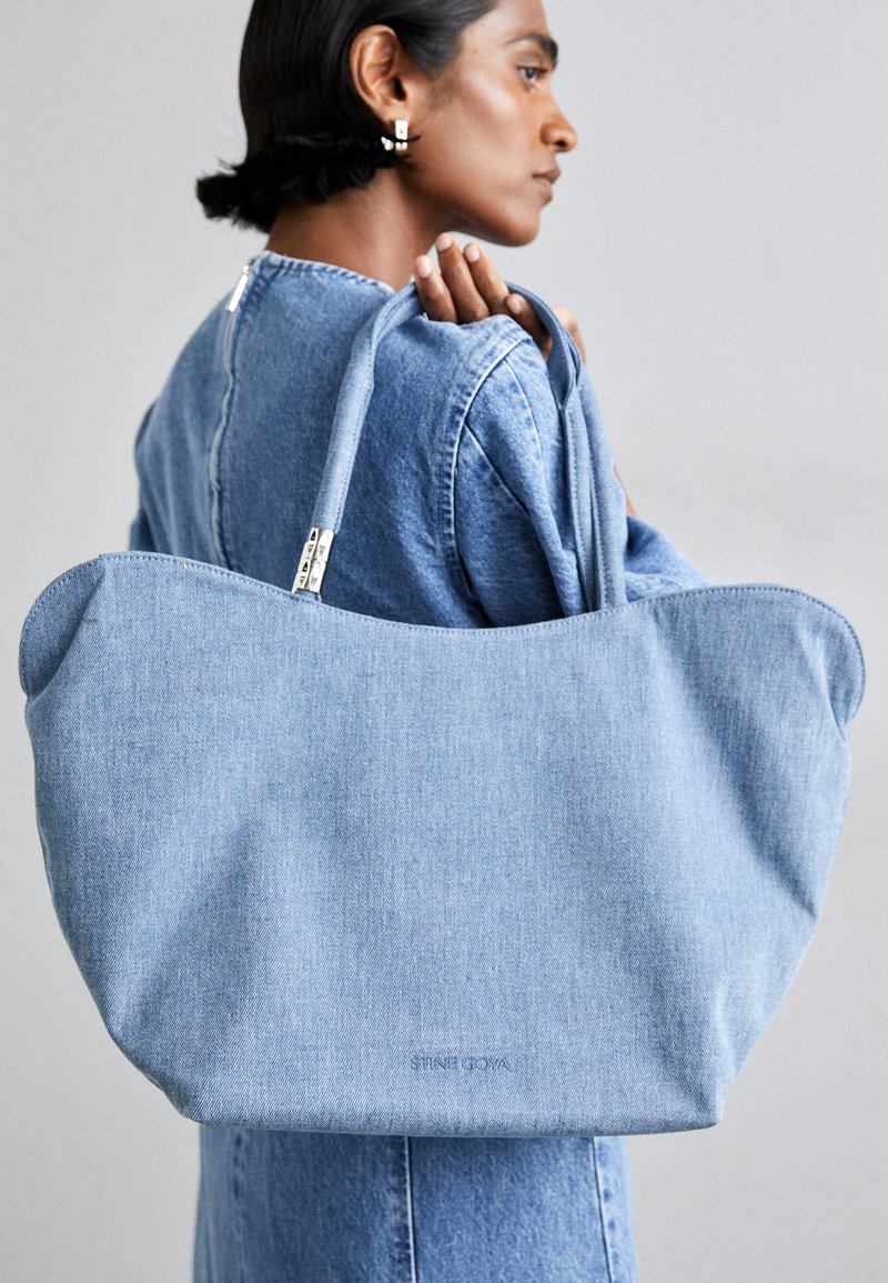 Stine Goya SGCITY CITY TOTE - Velika torba - denim