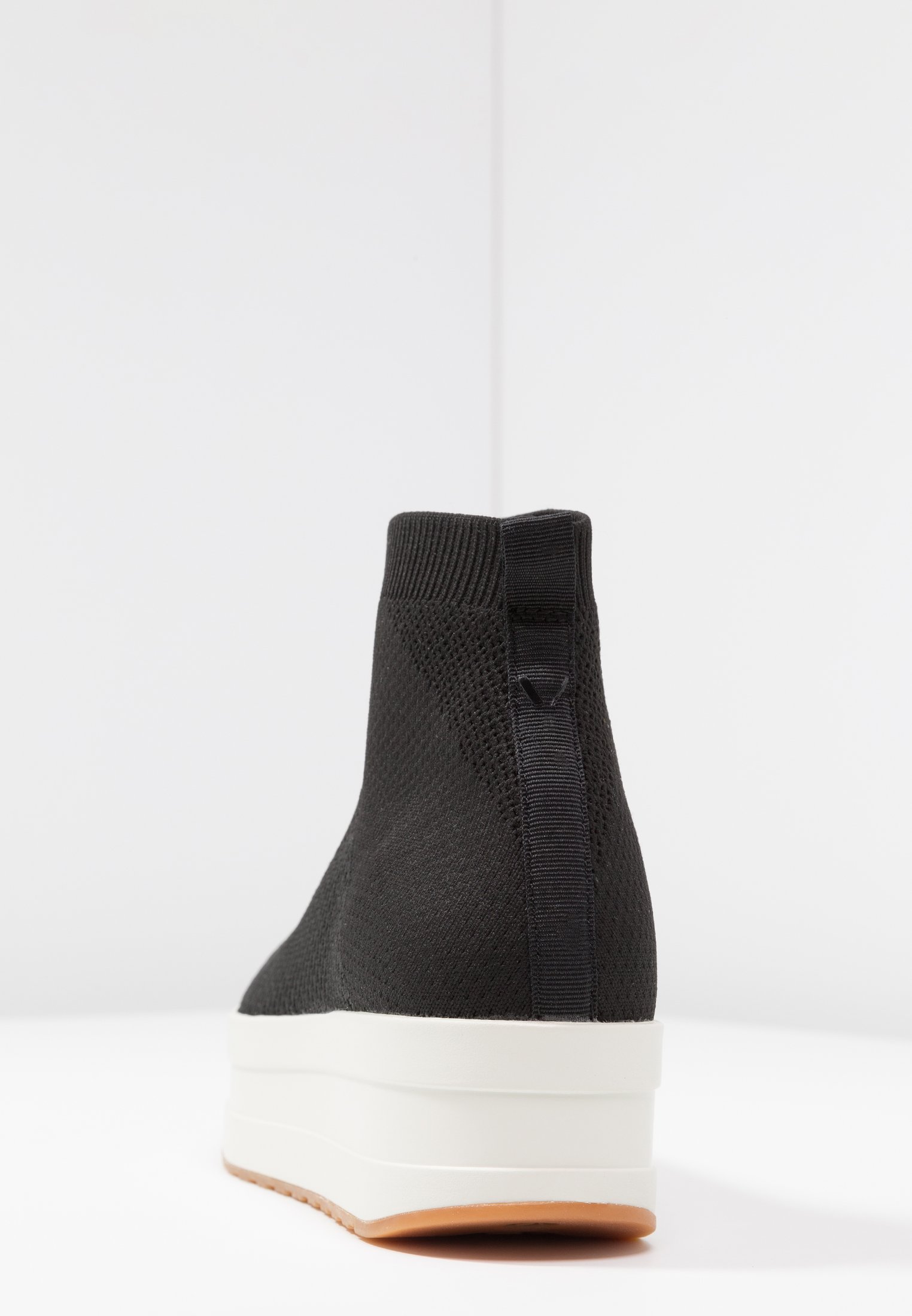 CASEY Höga sneakers black CASEY Höga sneakers black