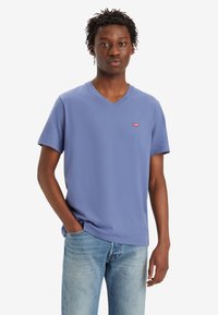 Levi's® - ORIGINAL VNECK - Lihtne T-särk - coastal fjord Väikepilt 1