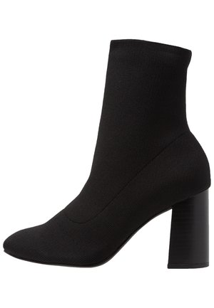 Bianco, Bottines - black