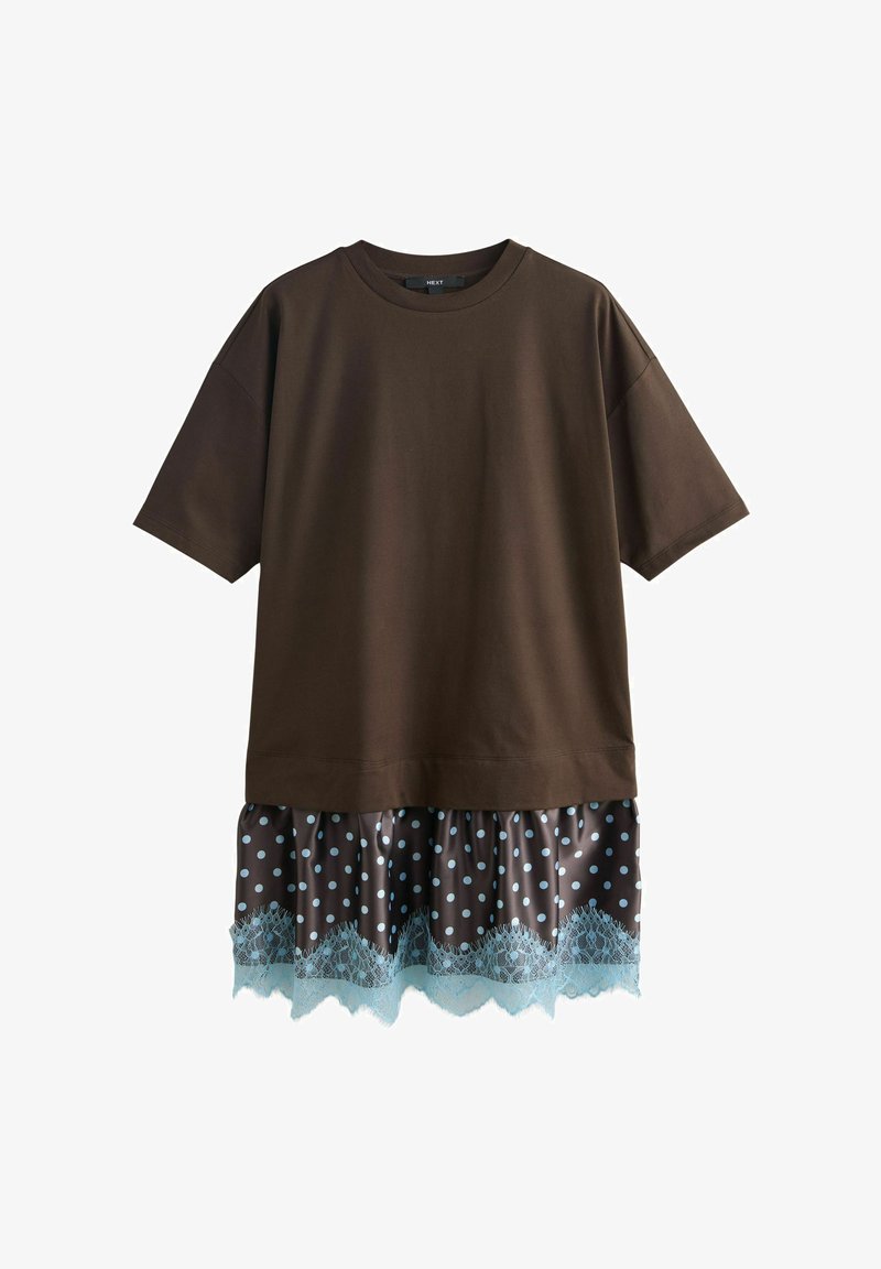 Robe marron à manches courtes avec un motif à pois et un détail en dentelle bleu clair à l'ourlet du bas.