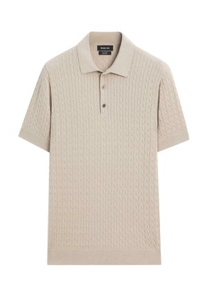 Béžové polo tričko s krátkým rukávem z texturované pleteniny, zdobené copánkovým vzorem, klasickým límečkem a tříknopkovou légou.