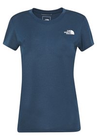 Mörkblå kortärmad t-shirt gjord av lätt material. Har en rund hals och en vit logotyp på vänster bröst.