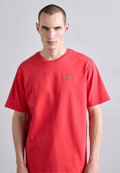 Bally Lihtne T-särk - red fire