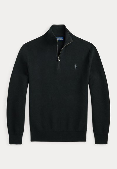 Pull en maille noir à manches longues avec une fermeture éclair quart de zip et un petit logo cheval brodé sur la poitrine gauche.