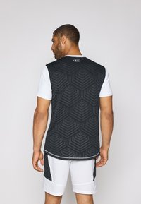 Under Armour CHALLENGER PRO SS - Sportiniai marškinėliai trumpomis rankovėmis - white/black