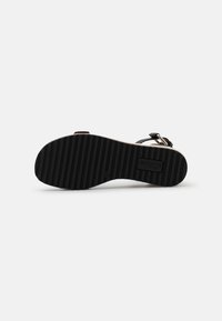 s.Oliver Espadrilles - black