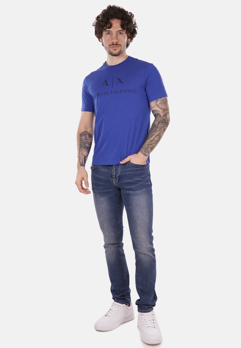 Armani Exchange T-shirt con stampa blu