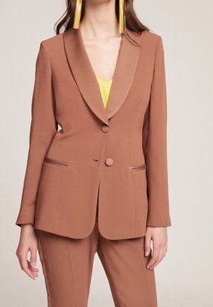 Blazer - brown