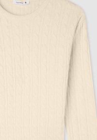 Beżowy sweter w warkocz i dzianiny, wykonany z miękkiego materiału, z okrągłym dekoltem i ściągaczami, z teksturowanymi wzorami w całej powierzchni.