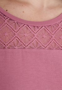 Vero Moda Curve VMCANNE ONECK - Majica kratkih rukava s printom - mesa rose
