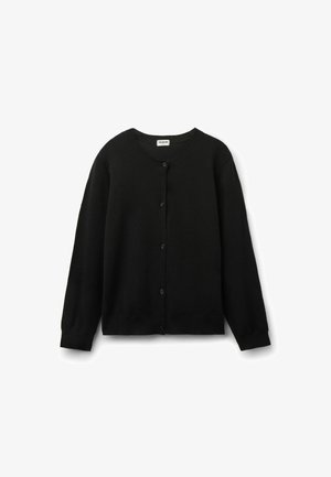 Czarny kardigan wykonany z miękkiego materiału. Posiada długie rękawy, okrągły dekolt oraz rząd guzików z przodu. Bez wzorów ani akcentów.