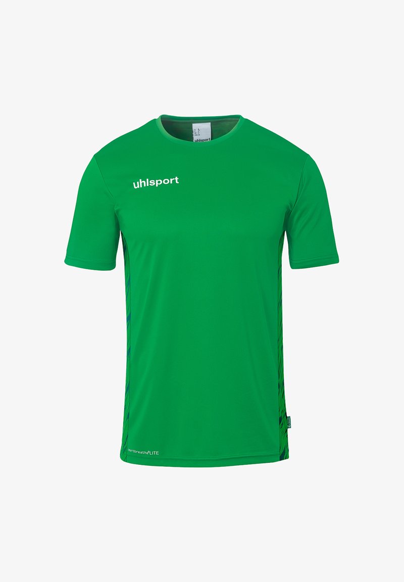 T-shirt de sport vert à manches courtes, fabriqué à partir d'un tissu qui évacue l'humidité, avec un col rond et des rayures verticales contrastantes sur les côtés.