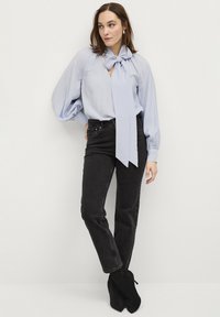 Ellos Collection ANDREA - Bluse - hellblau