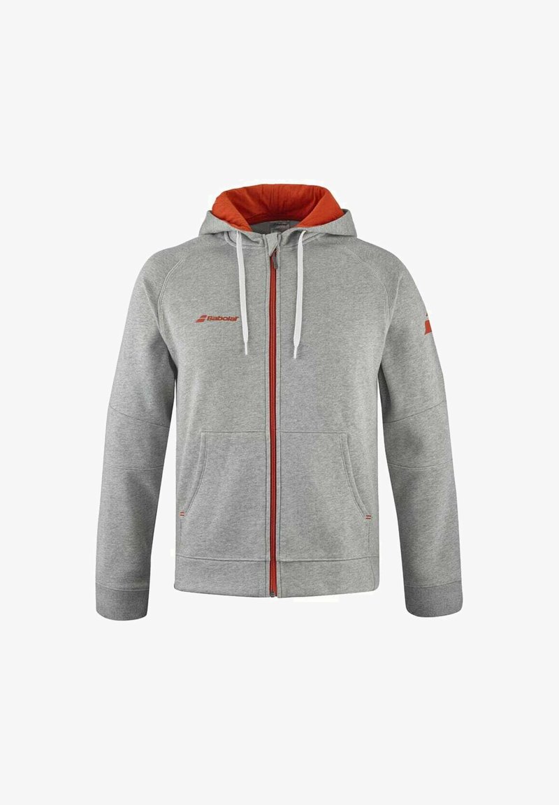 Grijze zip-up hoodie met een oranje gevoerde capuchon. Bevat witte trekkoorden, twee zakken aan de voorkant en een logo op de borst en mouw.
