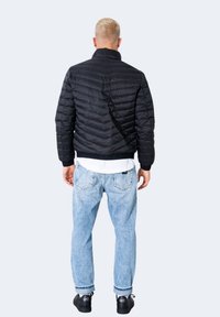 Armani Exchange Dunjacka - grey