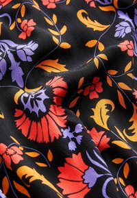 Myleene Klass PRINTED WRAP - REGULAR FIT - Maxi šaty - black