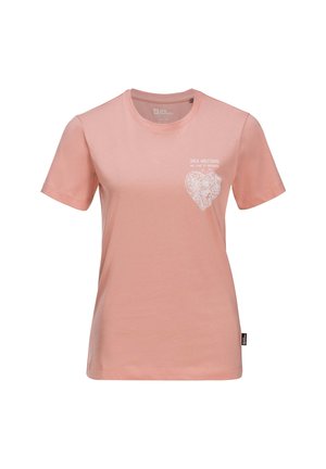Lichtroze katoenen t-shirt met korte mouwen, ronde hals en een witte hartvormige graphic met een leeuwontwerp op de linkerborst.